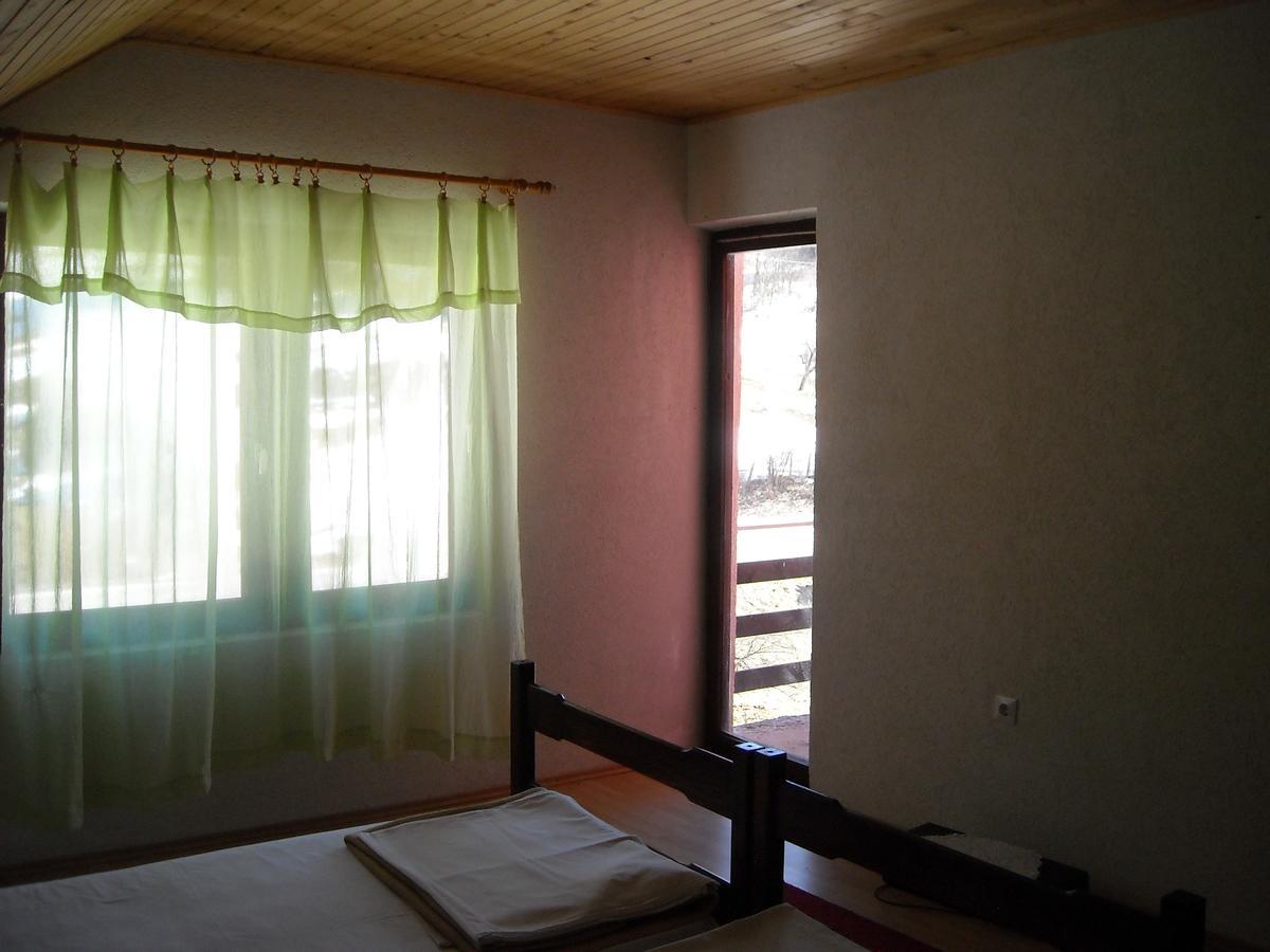 Motel Sretno Good Luck Trnovo Habitación foto